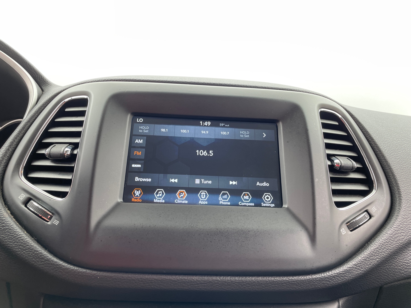 Thumbnail: 2018 Jeep Compass - 4