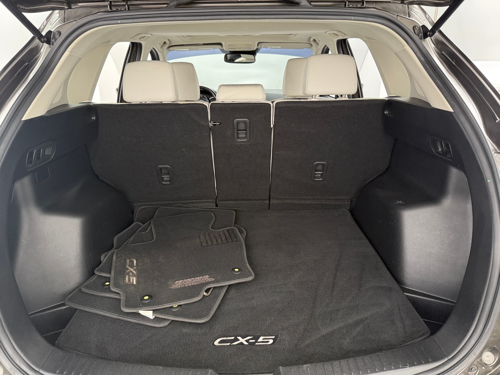 Thumbnail: 2016 Mazda CX-5 - 6