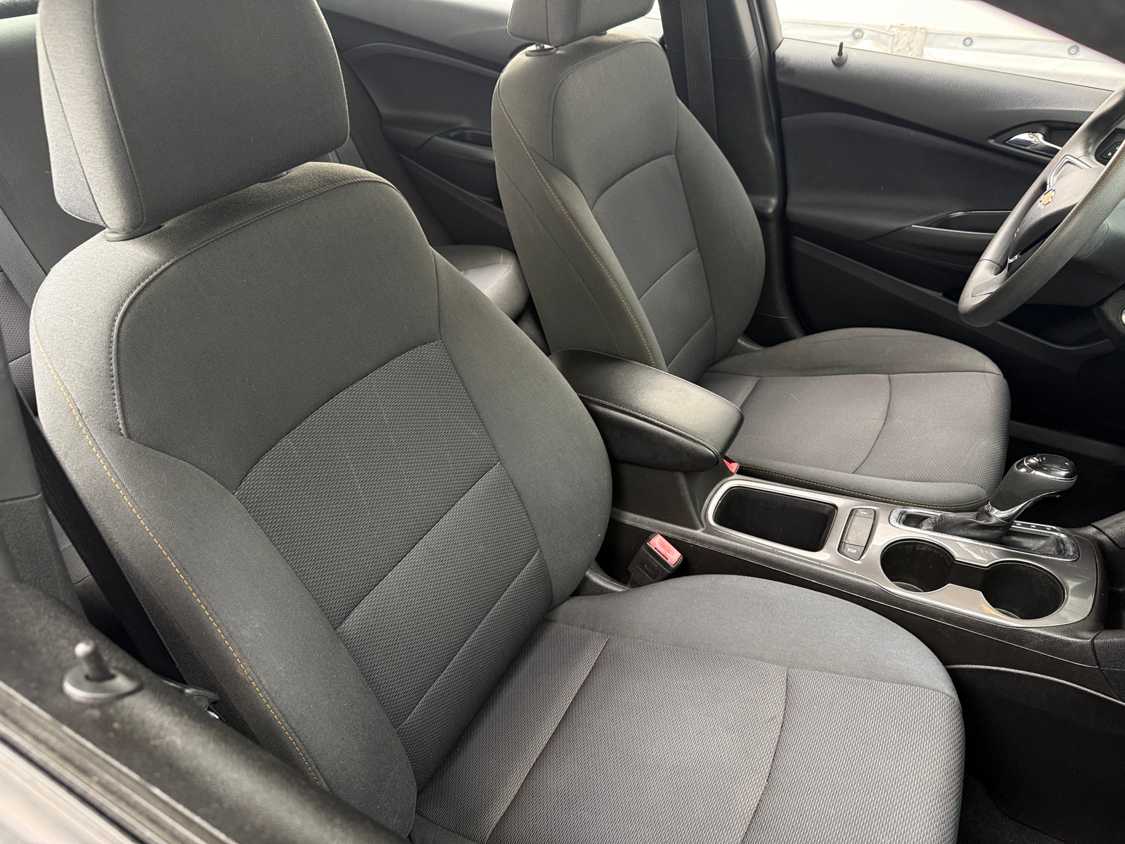 Thumbnail: 2019 Chevrolet Cruze - 2