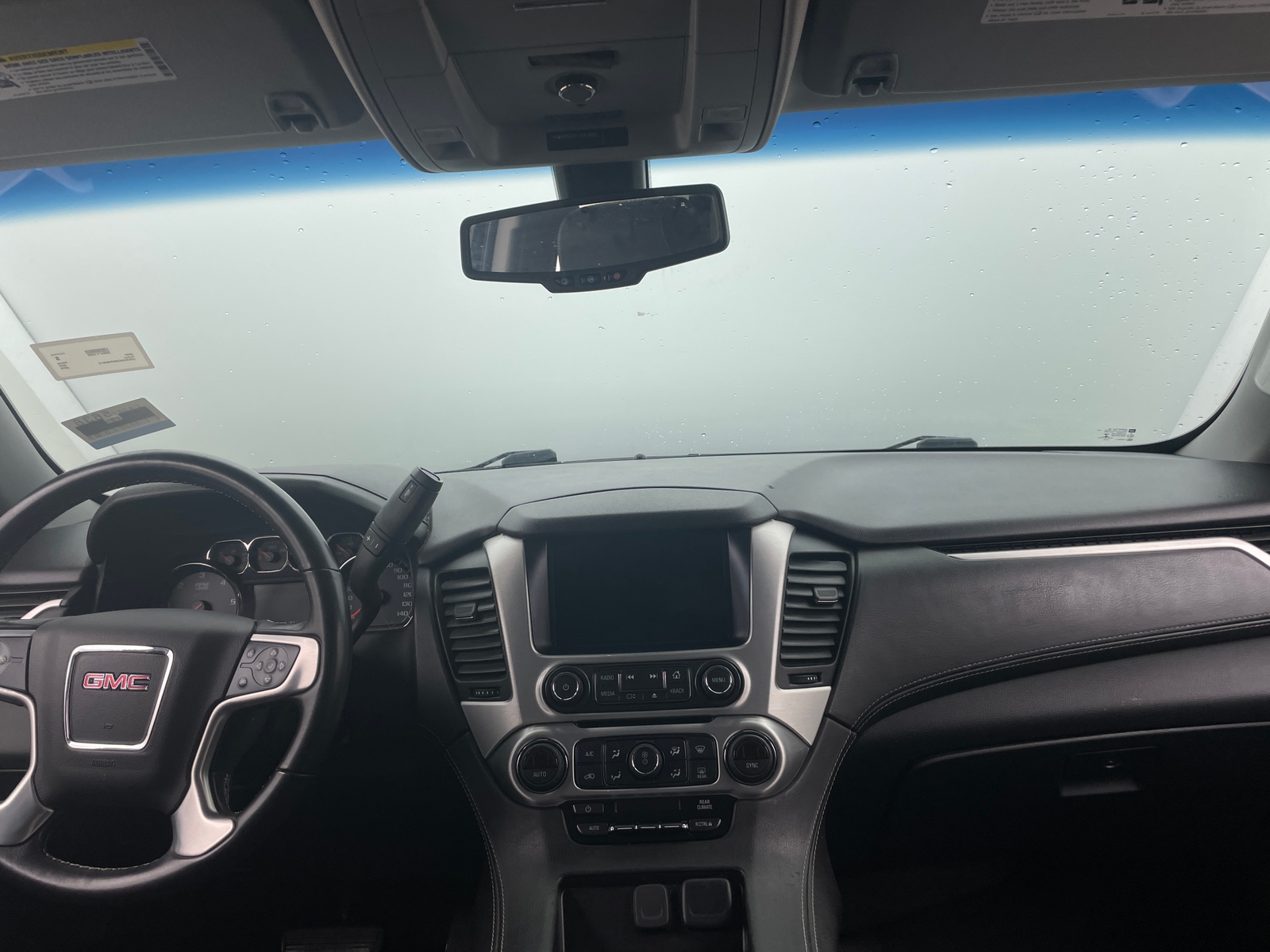Thumbnail: 2019 GMC Yukon - 3