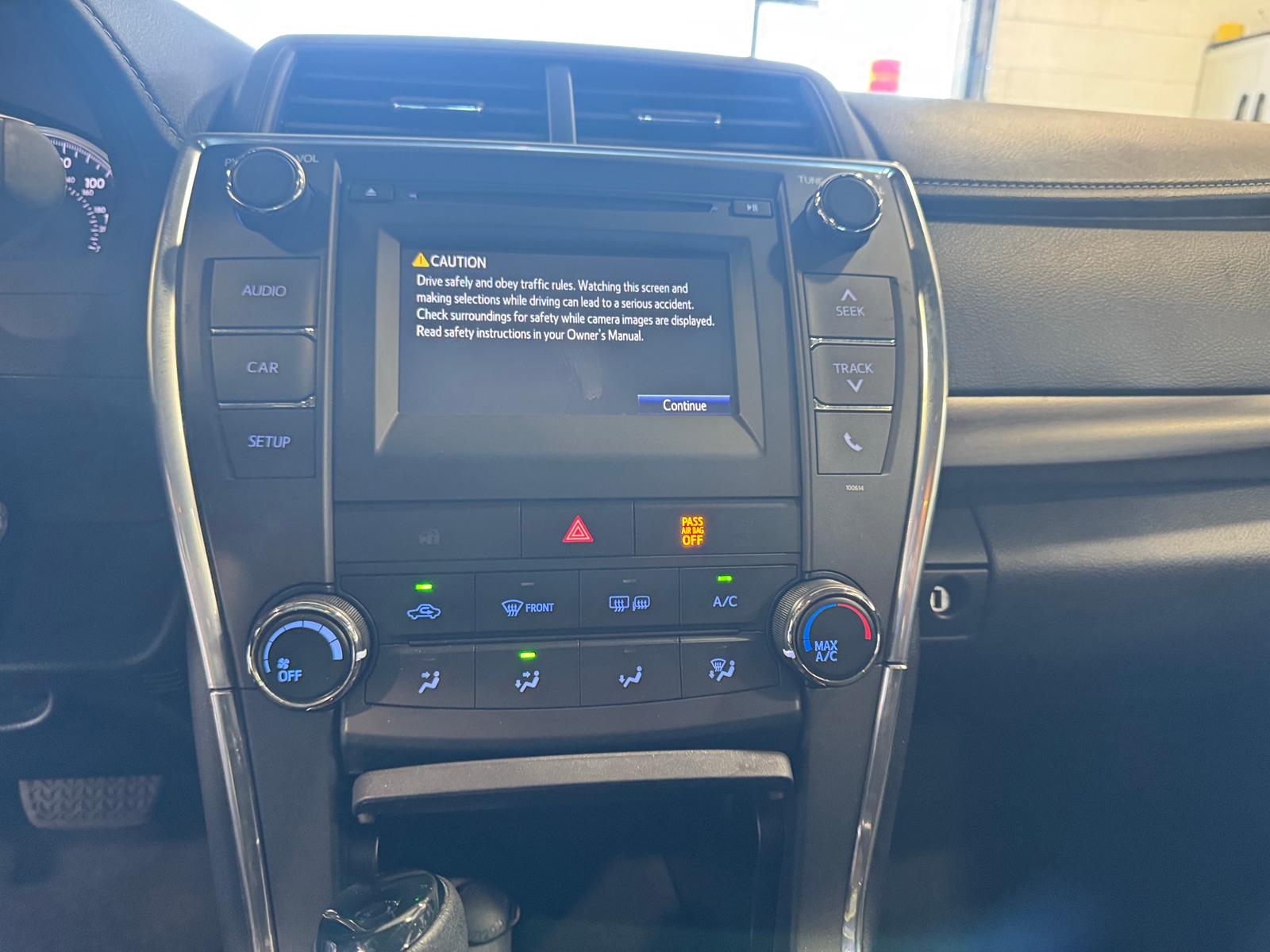 Thumbnail: 2016 Toyota Camry - 4