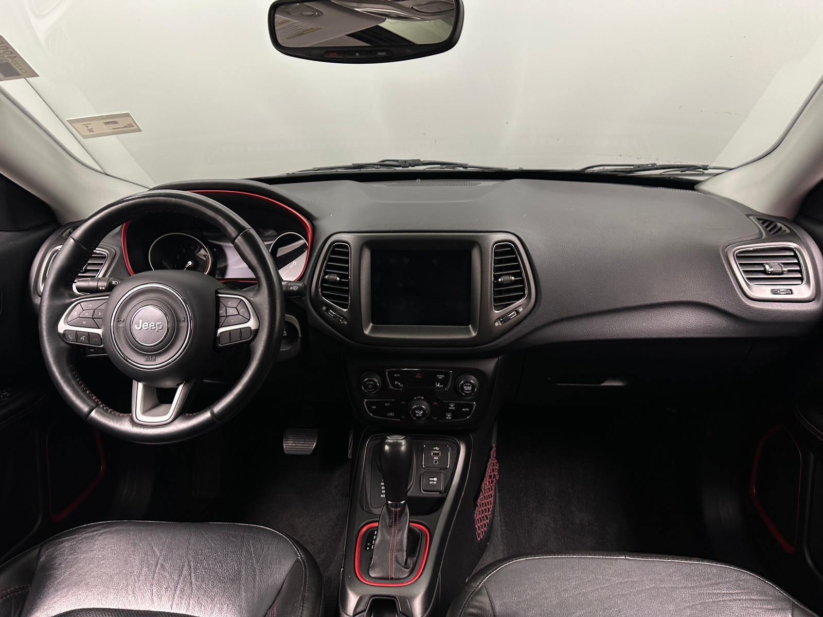 Thumbnail: 2018 Jeep Compass - 3