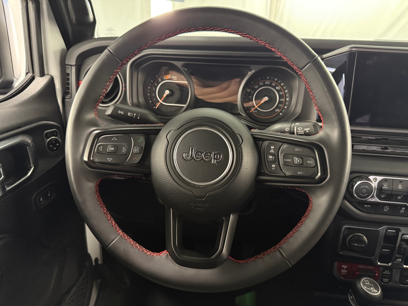 Thumbnail: 2024 Jeep Wrangler - 5