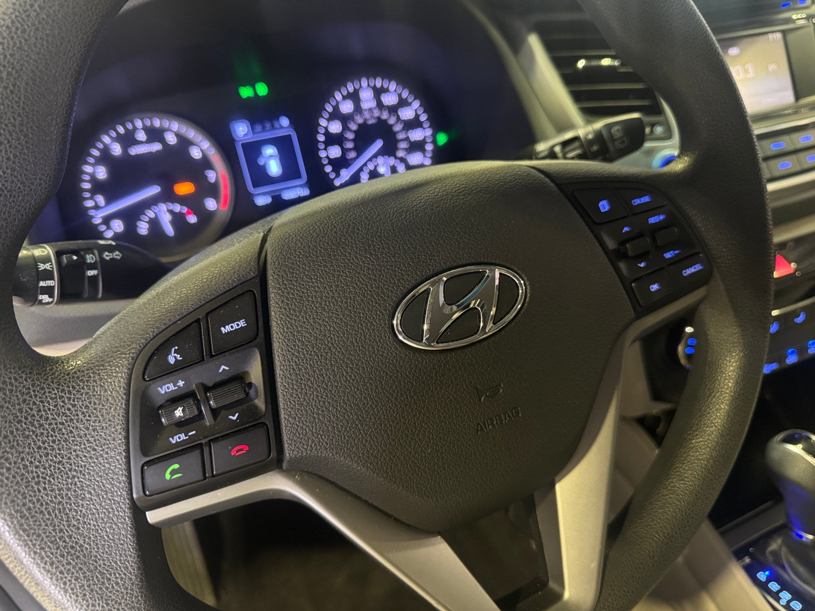 Thumbnail: 2017 Hyundai Tucson - 5