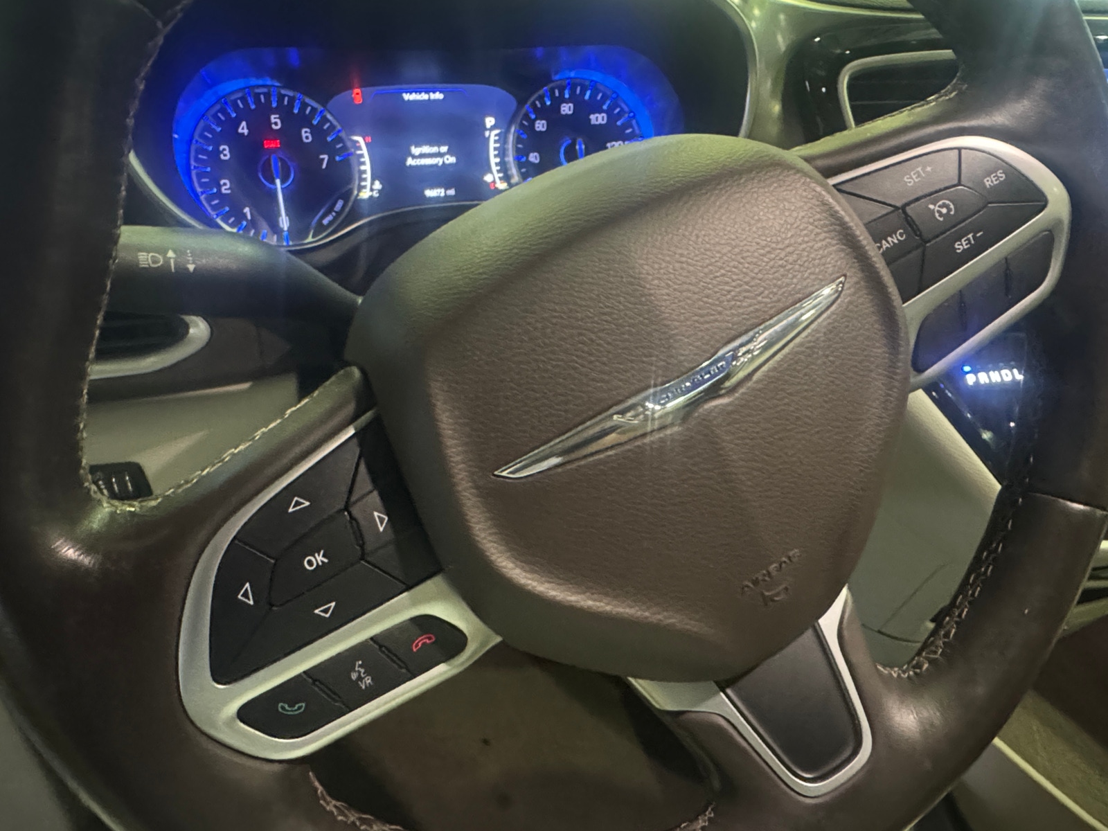 Thumbnail: 2017 Chrysler Pacifica - 4