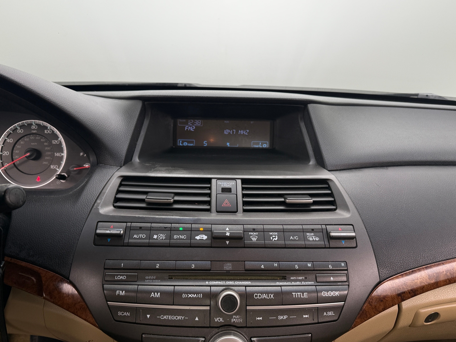Thumbnail: 2011 Honda Accord - 3