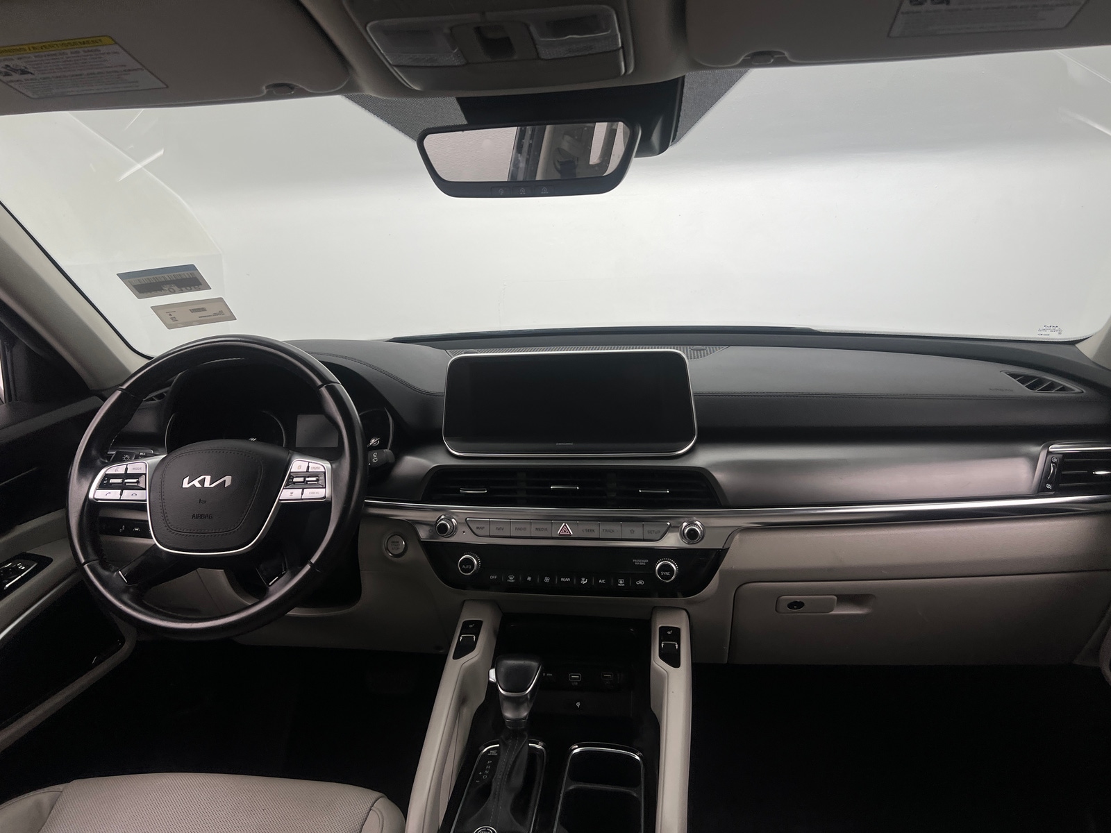 Thumbnail: 2022 Kia Telluride - 2