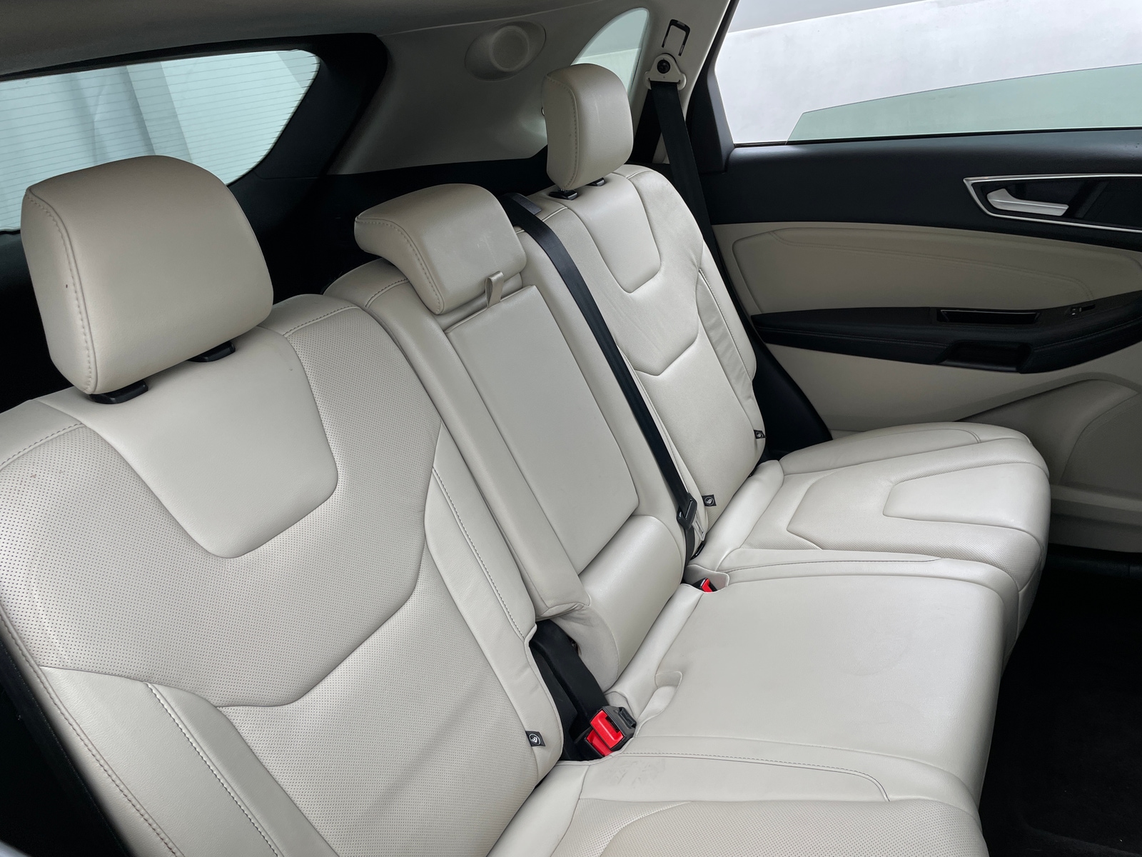 Thumbnail: 2018 Ford Edge - 5
