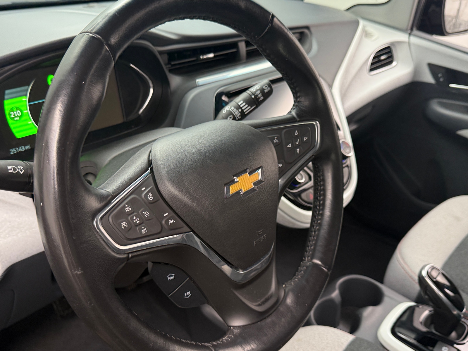 Thumbnail: 2019 Chevrolet Bolt EV - 5