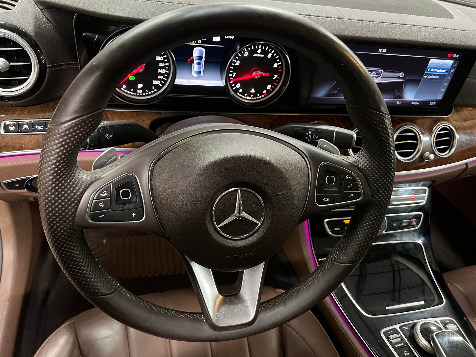 Thumbnail: 2017 Mercedes-Benz E-Class - 4