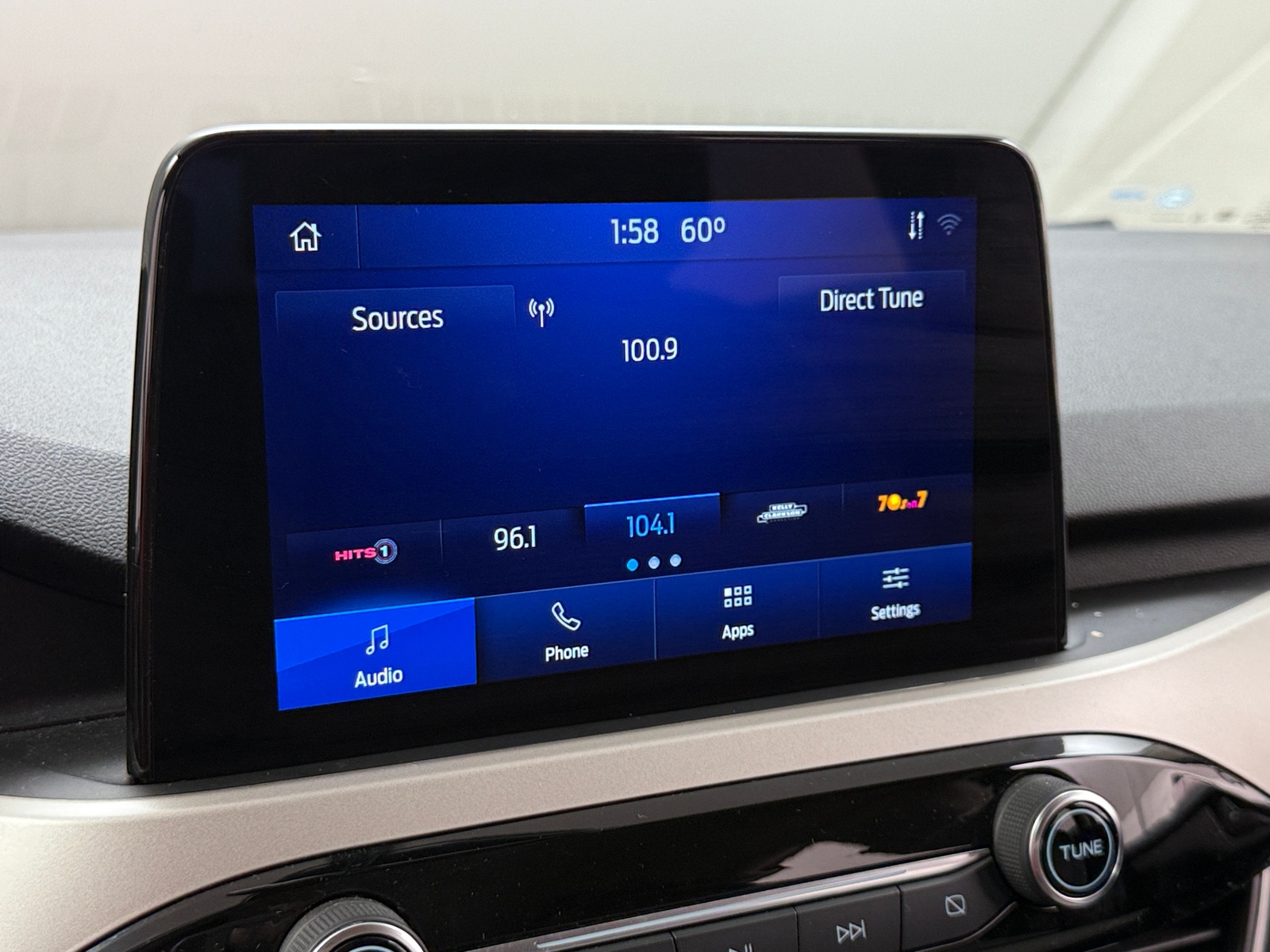 Thumbnail: 2020 Ford Escape - 4