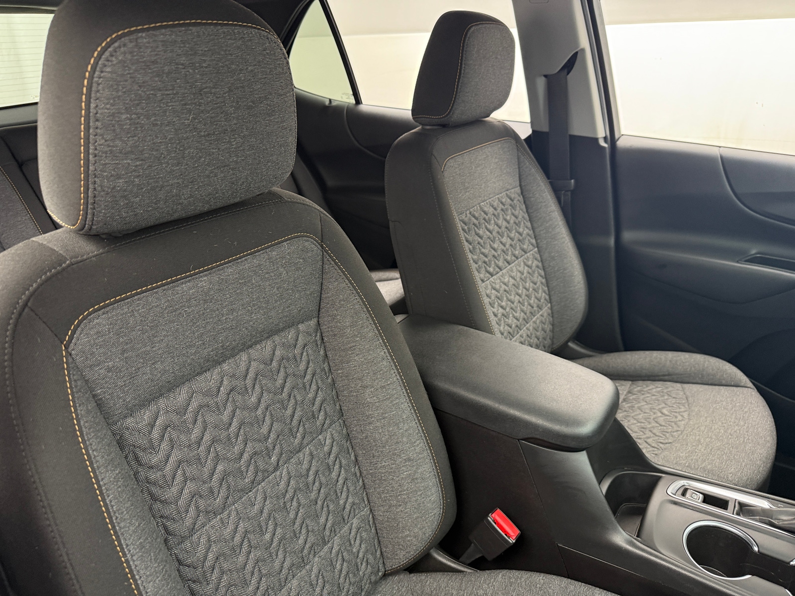 Thumbnail: 2022 Chevrolet Equinox - 2