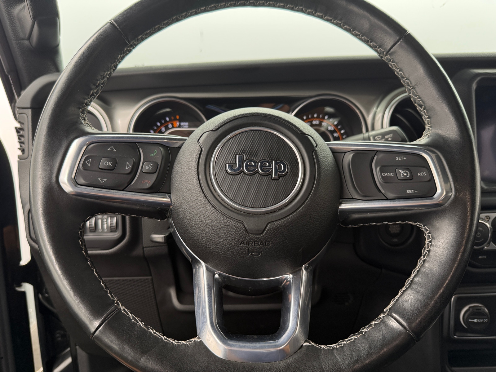 Thumbnail: 2022 Jeep Gladiator - 5
