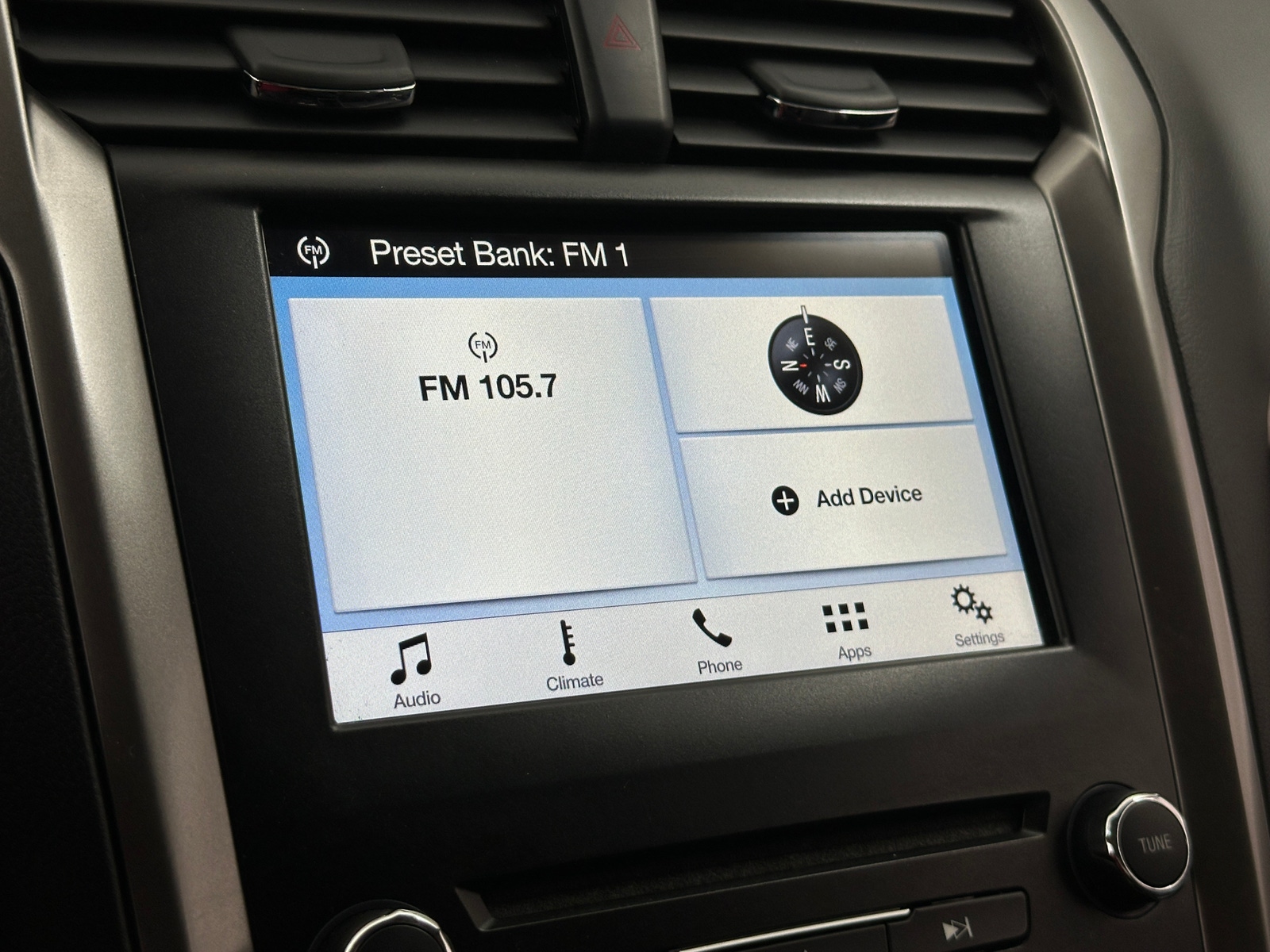 Thumbnail: 2017 Ford Fusion - 4