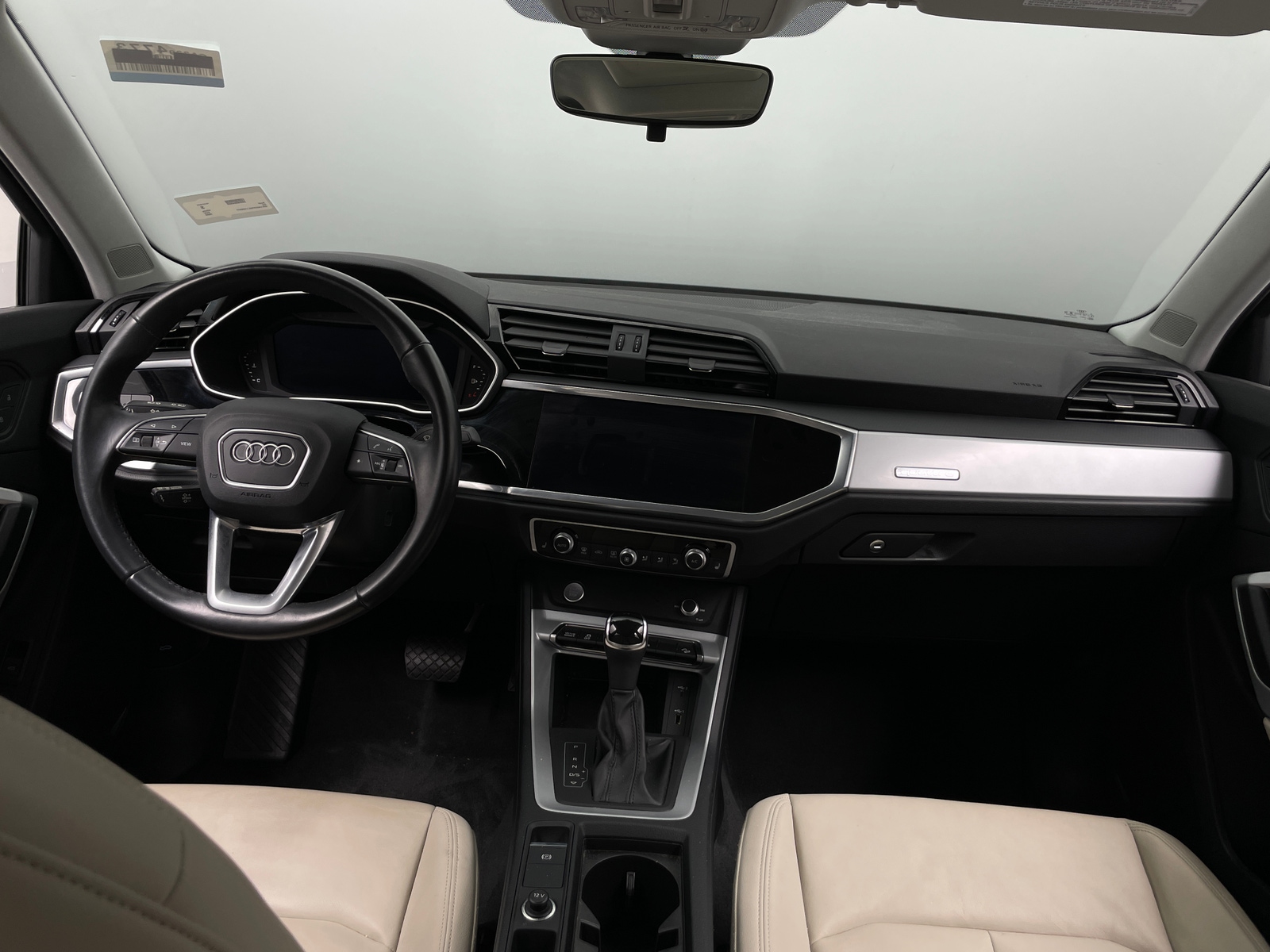 Thumbnail: 2020 Audi Q3 - 2