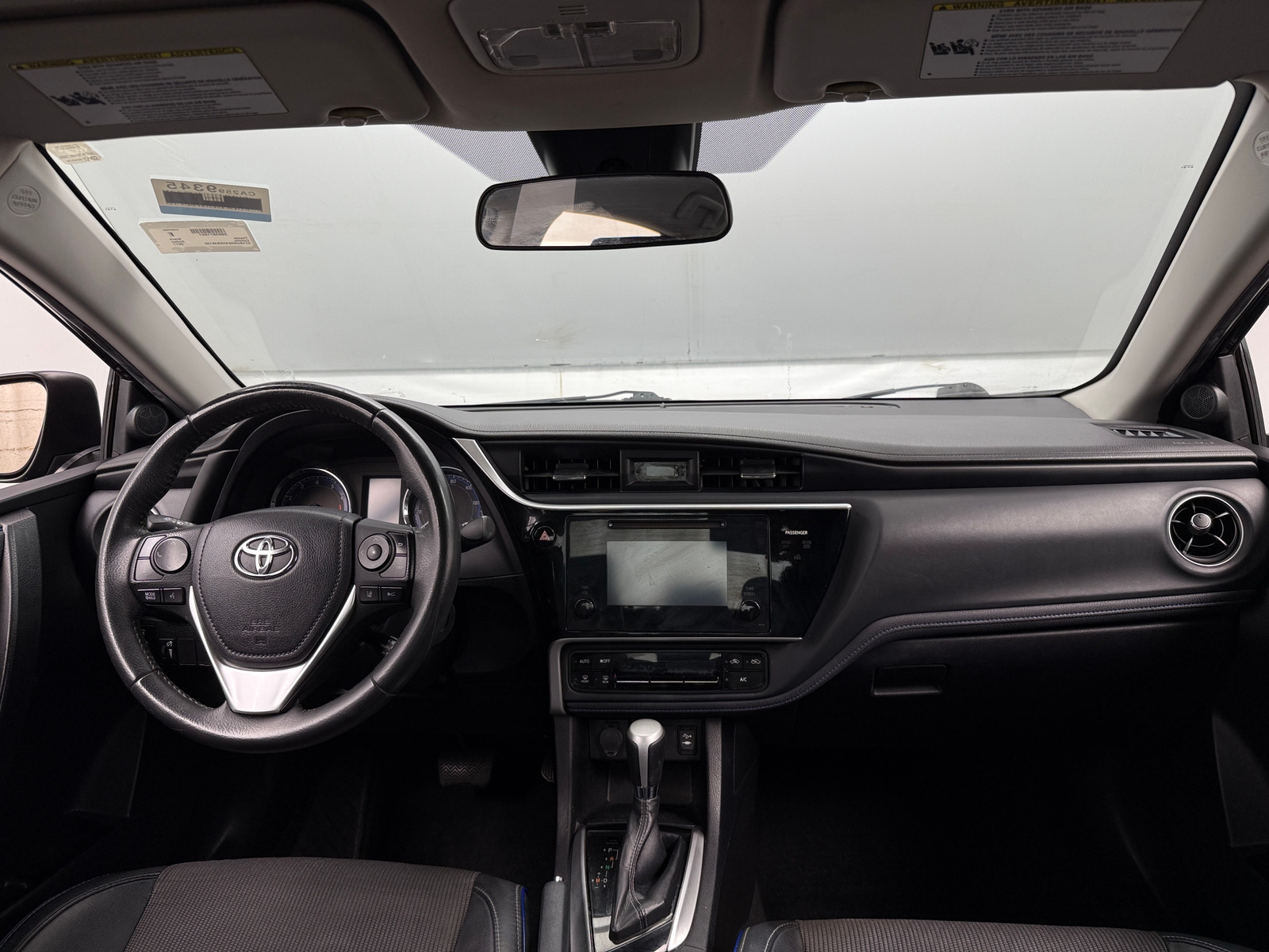 Thumbnail: 2017 Toyota Corolla - 3