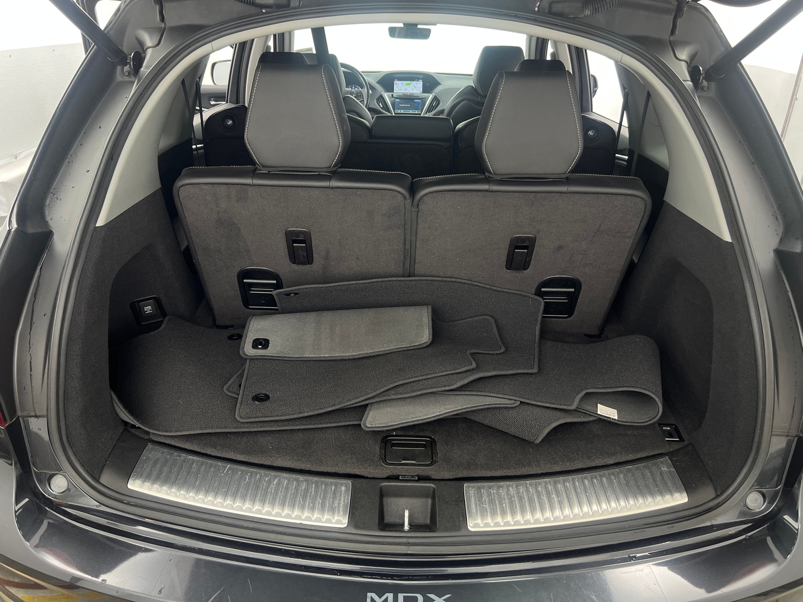 Thumbnail: 2020 Acura MDX - 6
