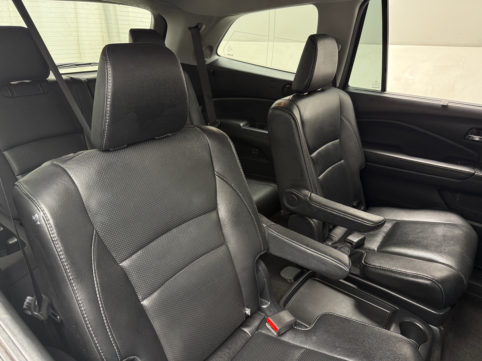 Thumbnail: 2017 Honda Pilot - 5