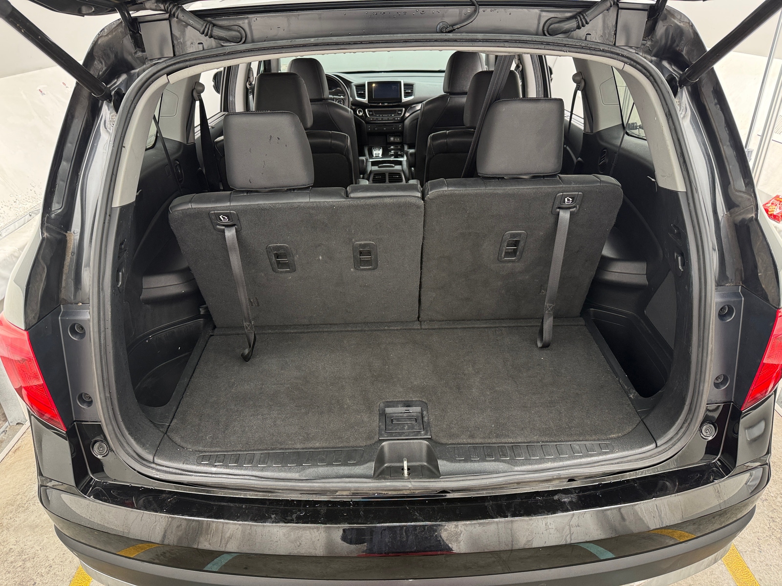 Thumbnail: 2017 Honda Pilot - 6