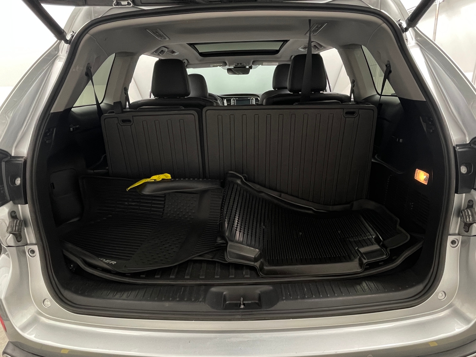 Thumbnail: 2019 Toyota Highlander - 6