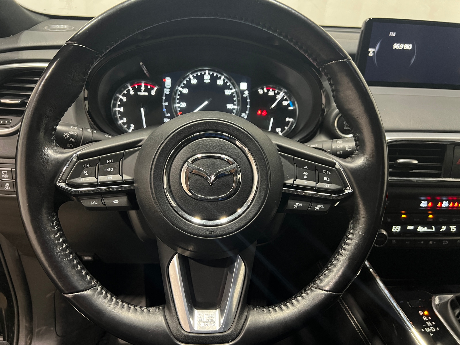 Thumbnail: 2022 Mazda CX-9 - 4