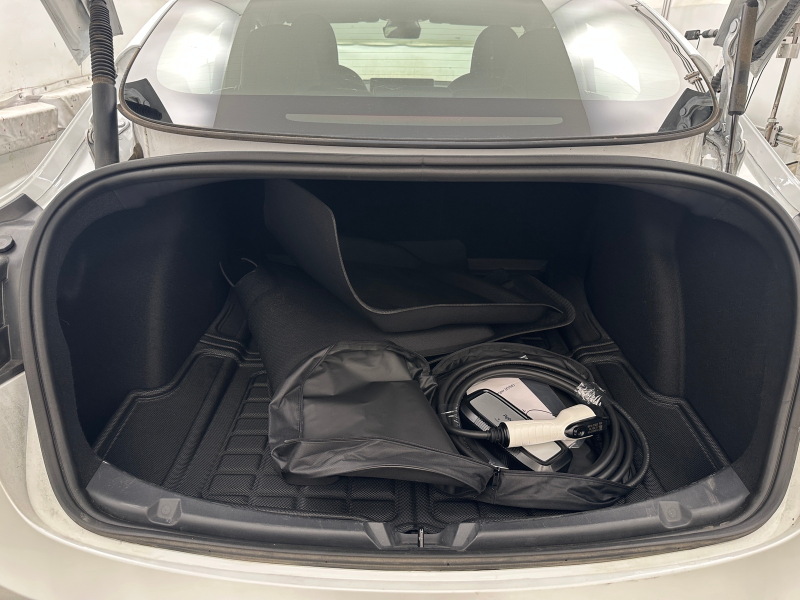 Thumbnail: 2023 Tesla Model 3 - 5
