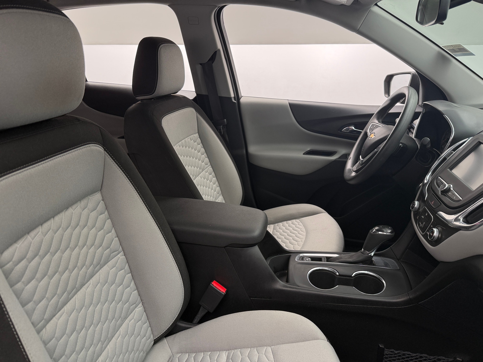 Thumbnail: 2018 Chevrolet Equinox - 2