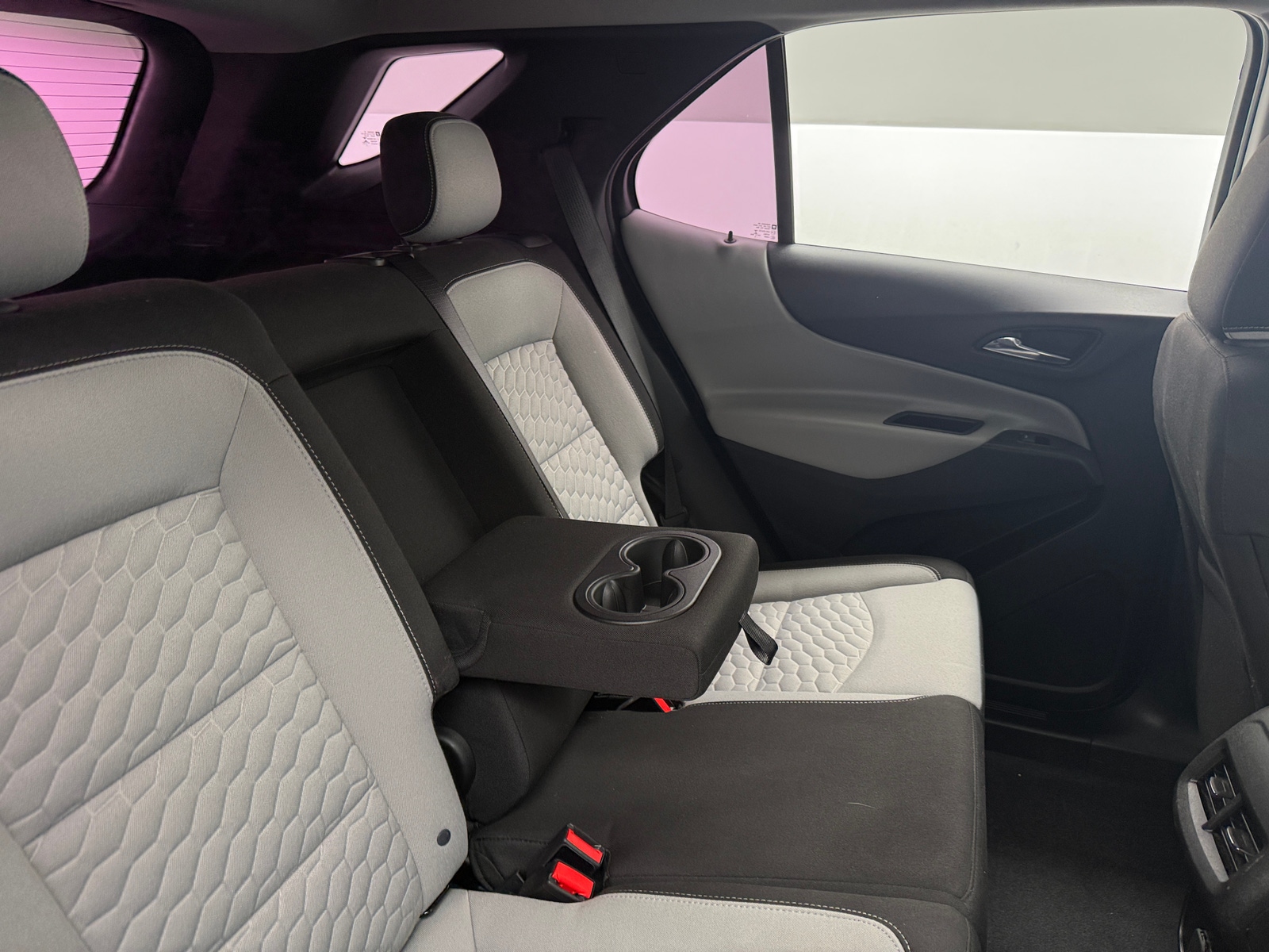 Thumbnail: 2018 Chevrolet Equinox - 6