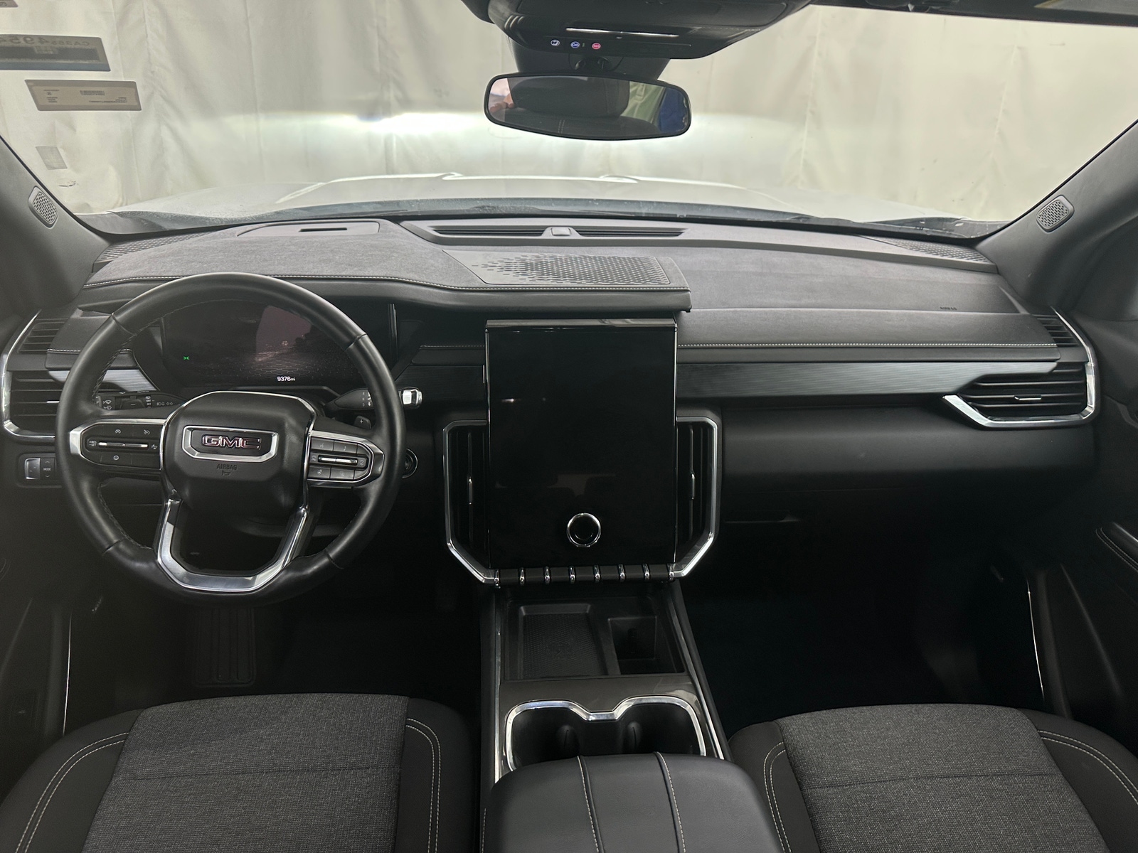 Thumbnail: 2025 GMC Acadia - 3