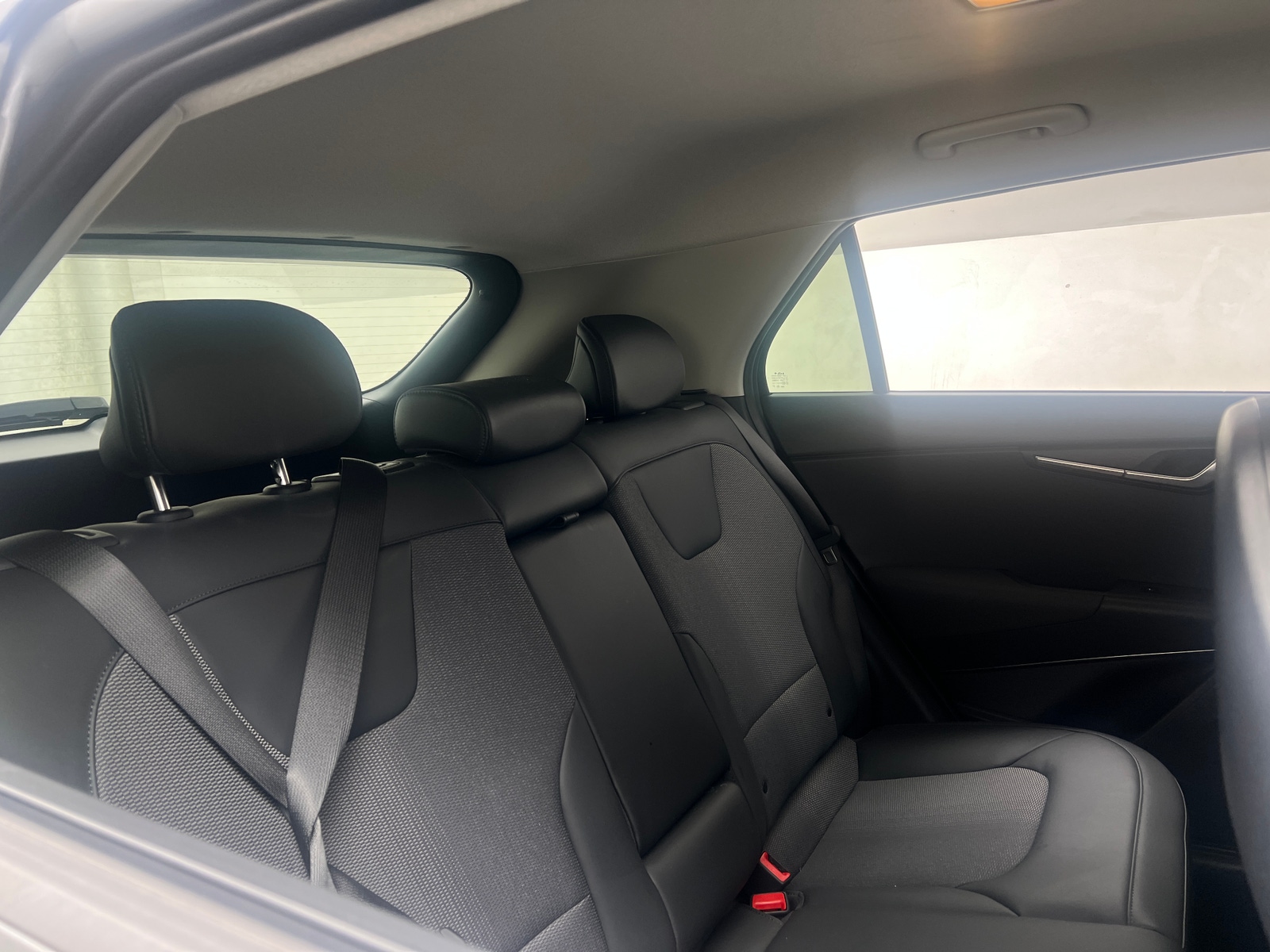 Thumbnail: 2024 Kia Niro - 6