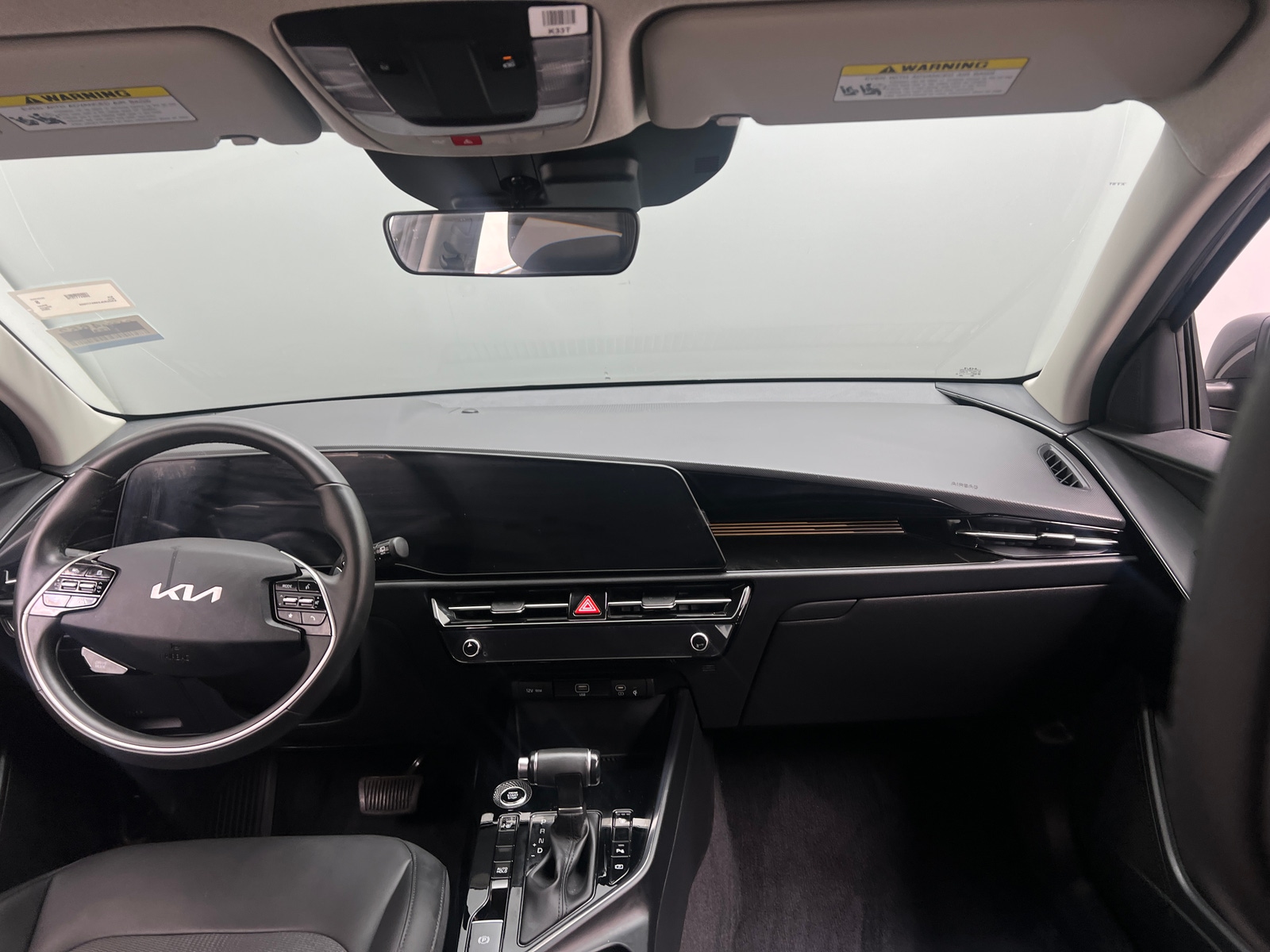 Thumbnail: 2024 Kia Niro - 3