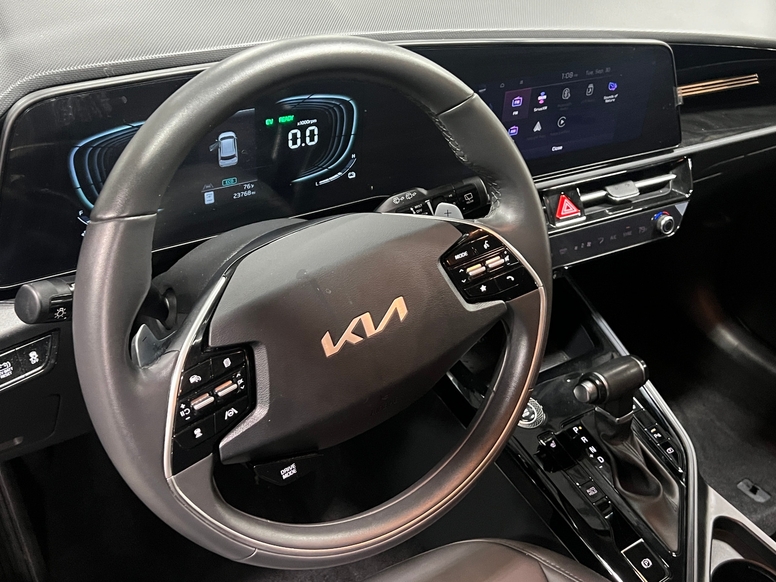 Thumbnail: 2024 Kia Niro - 5