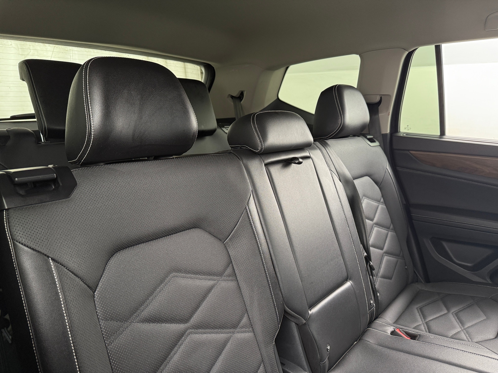 Thumbnail: 2024 Volkswagen Atlas - 5