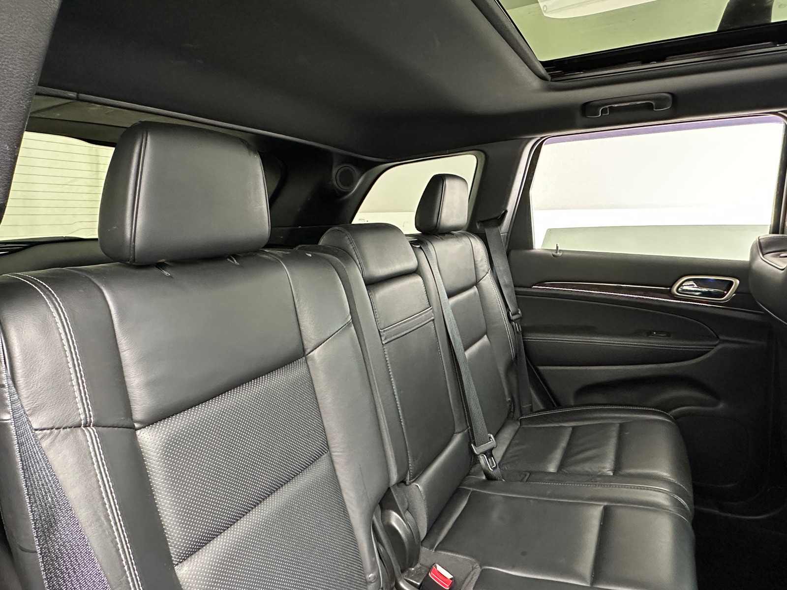 Thumbnail: 2015 Jeep Grand Cherokee - 5