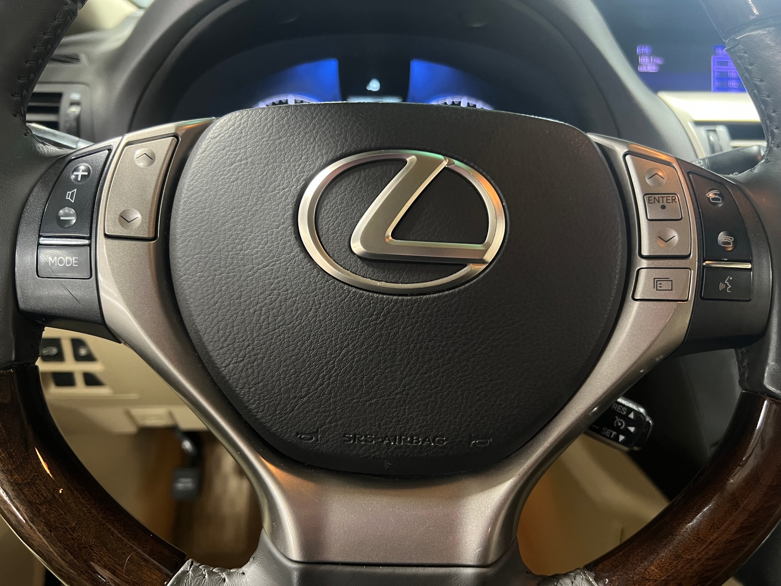 Thumbnail: 2013 Lexus RX - 5