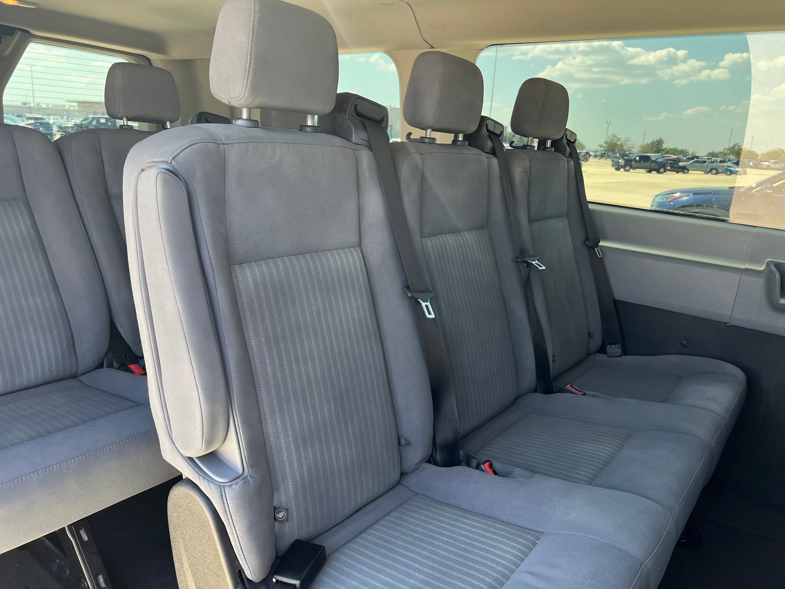 Thumbnail: 2017 Ford Transit Series - 6