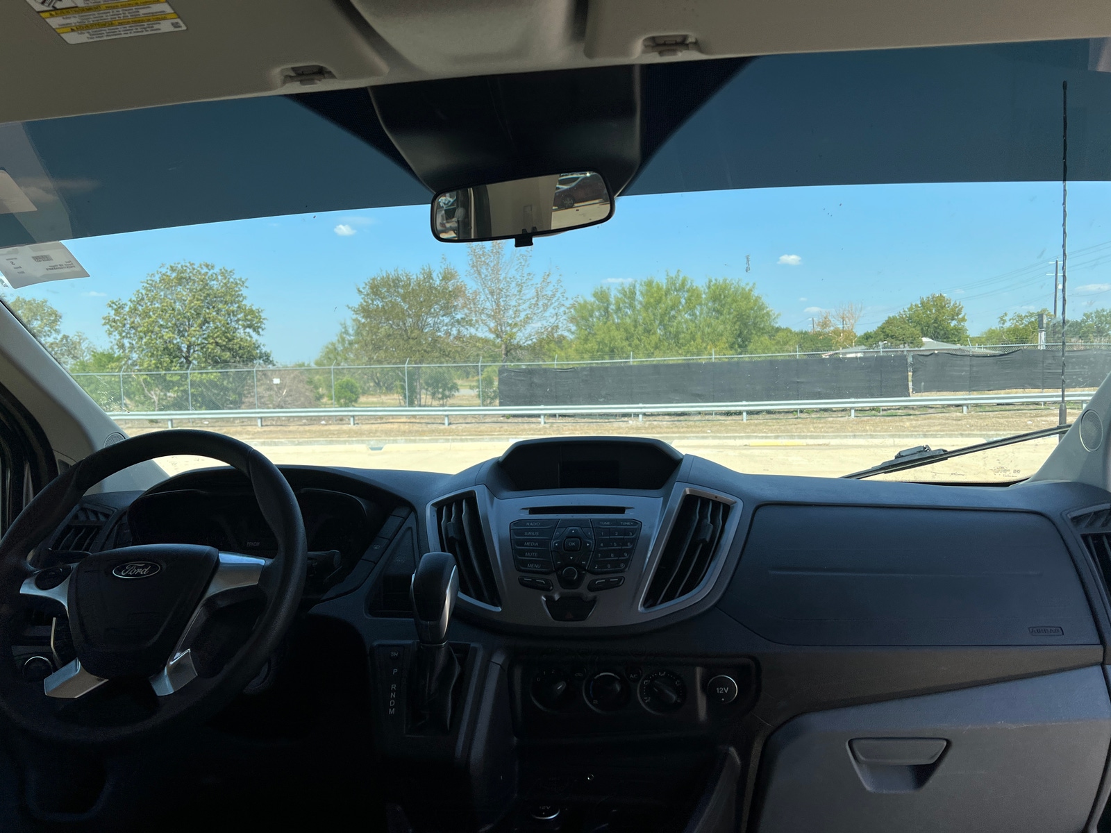 Thumbnail: 2017 Ford Transit Series - 3