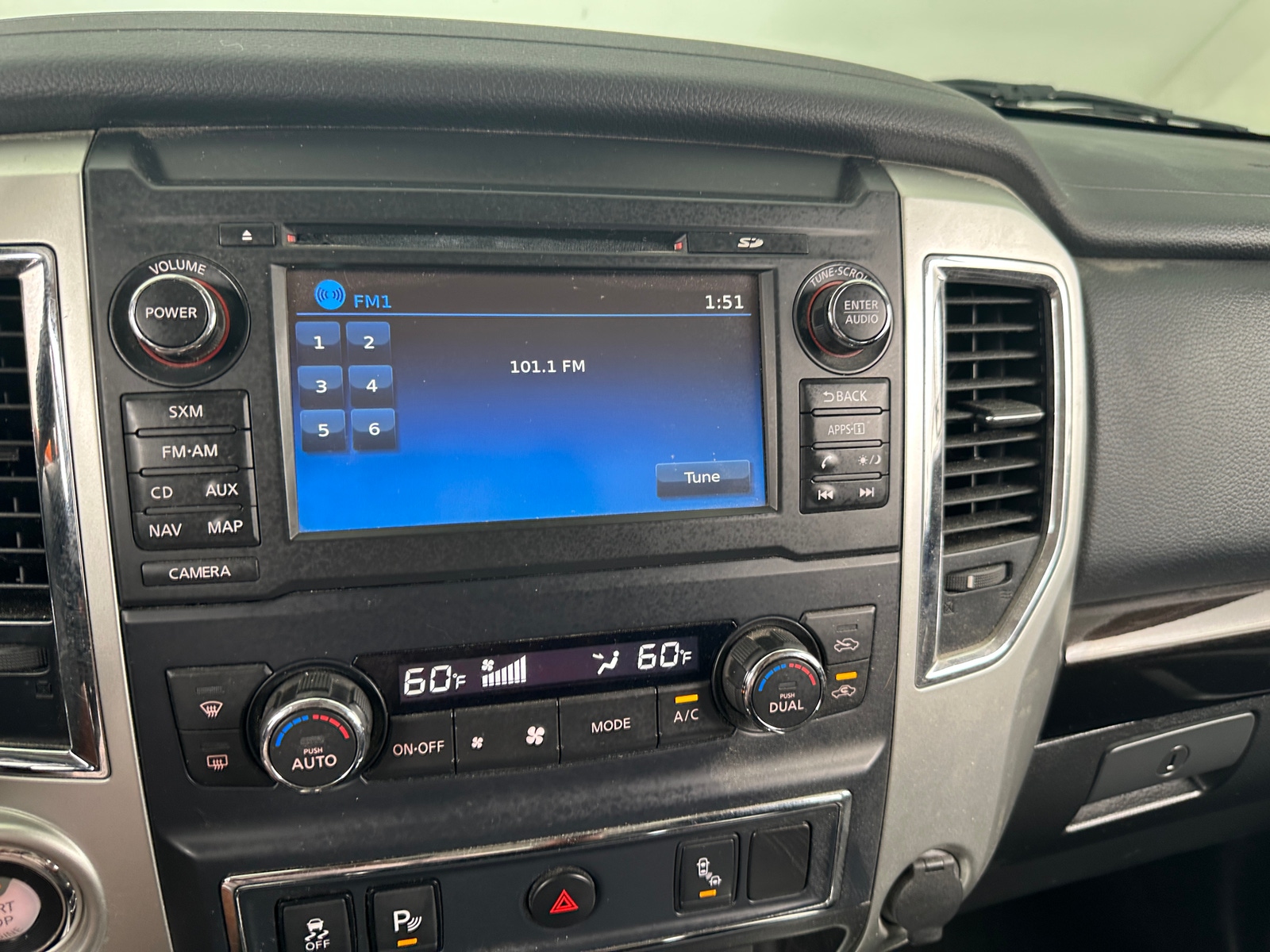 Thumbnail: 2018 Nissan Titan - 4