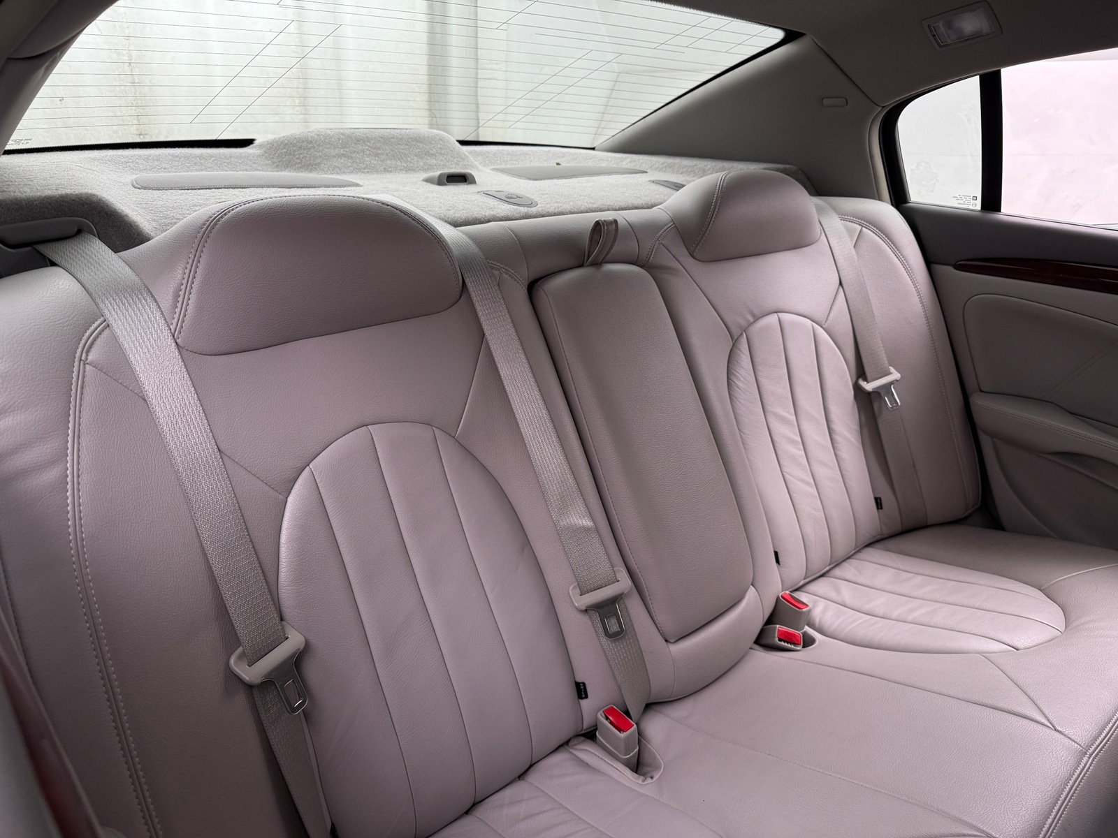 Thumbnail: 2010 Buick Lucerne - 6