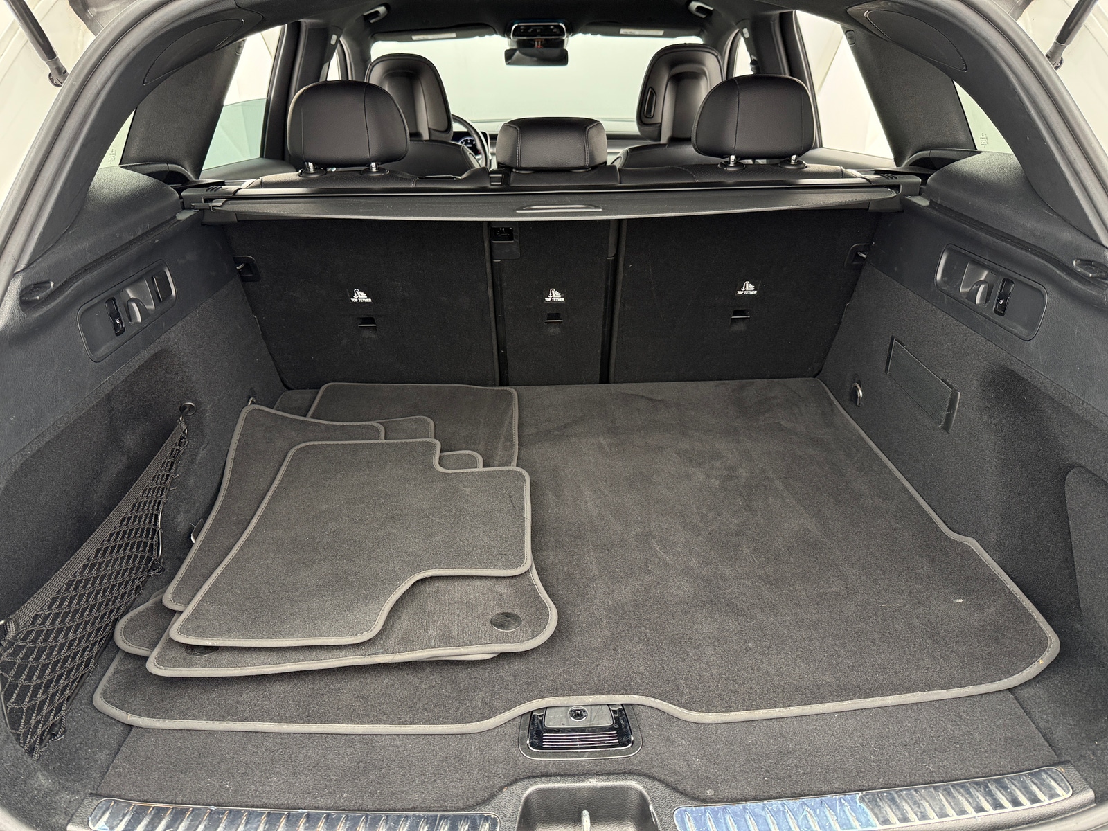 Thumbnail: 2024 Mercedes-Benz GLC - 6