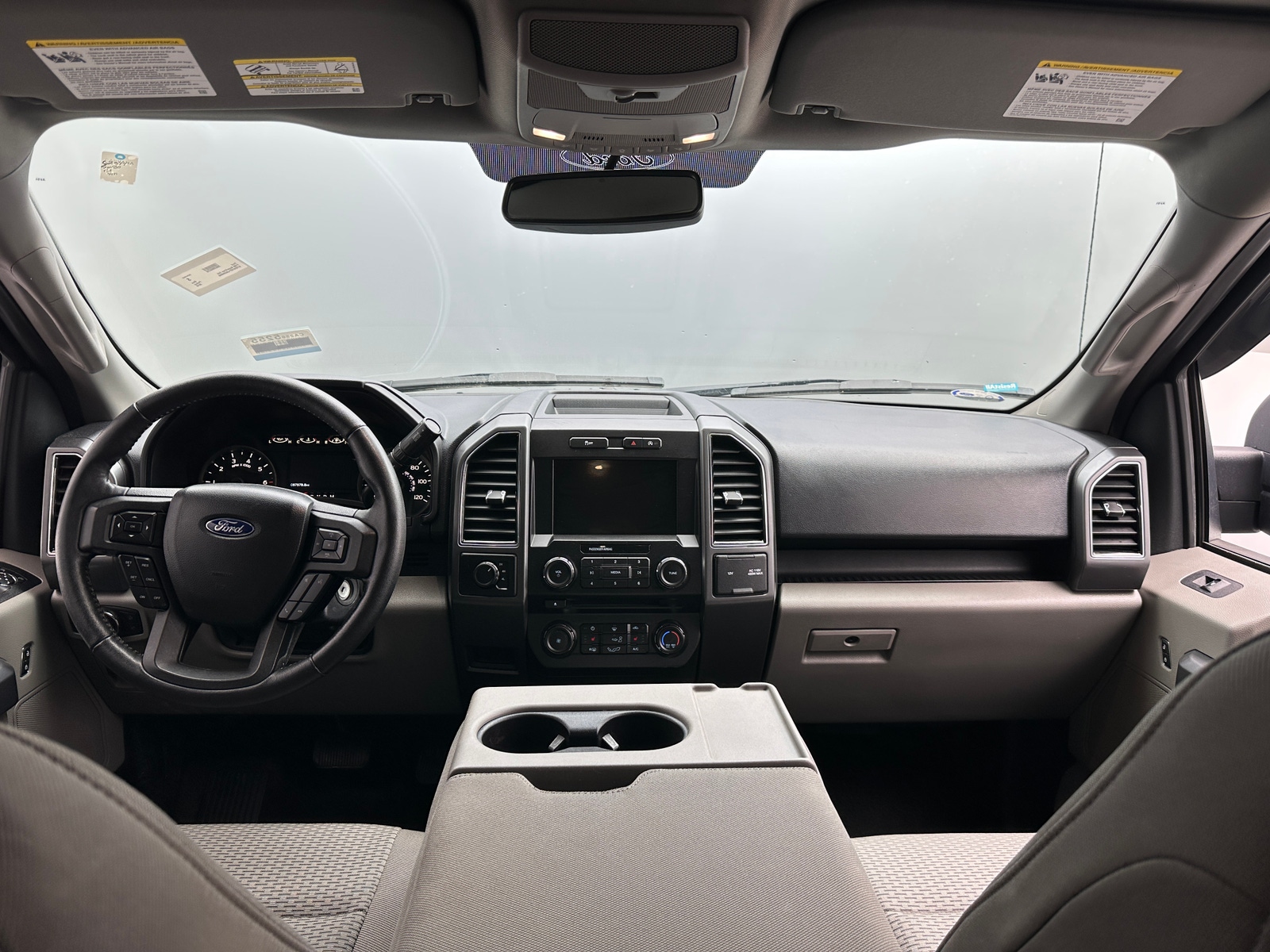 Thumbnail: 2018 Ford Econoline - 3