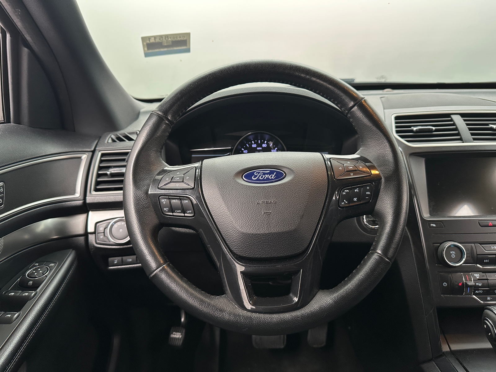 Thumbnail: 2018 Ford Explorer - 4