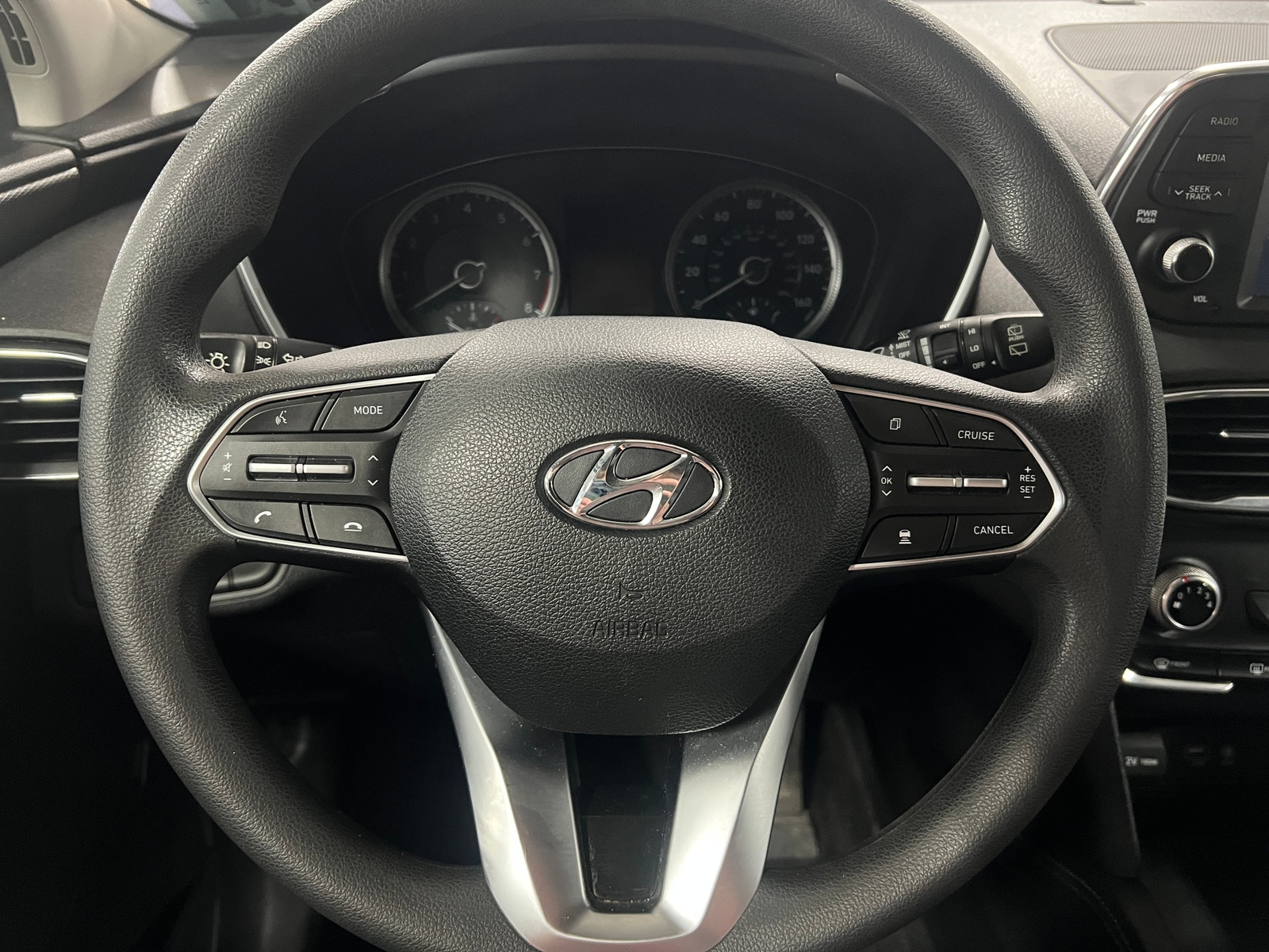 Thumbnail: 2020 Hyundai Santa Fe - 5