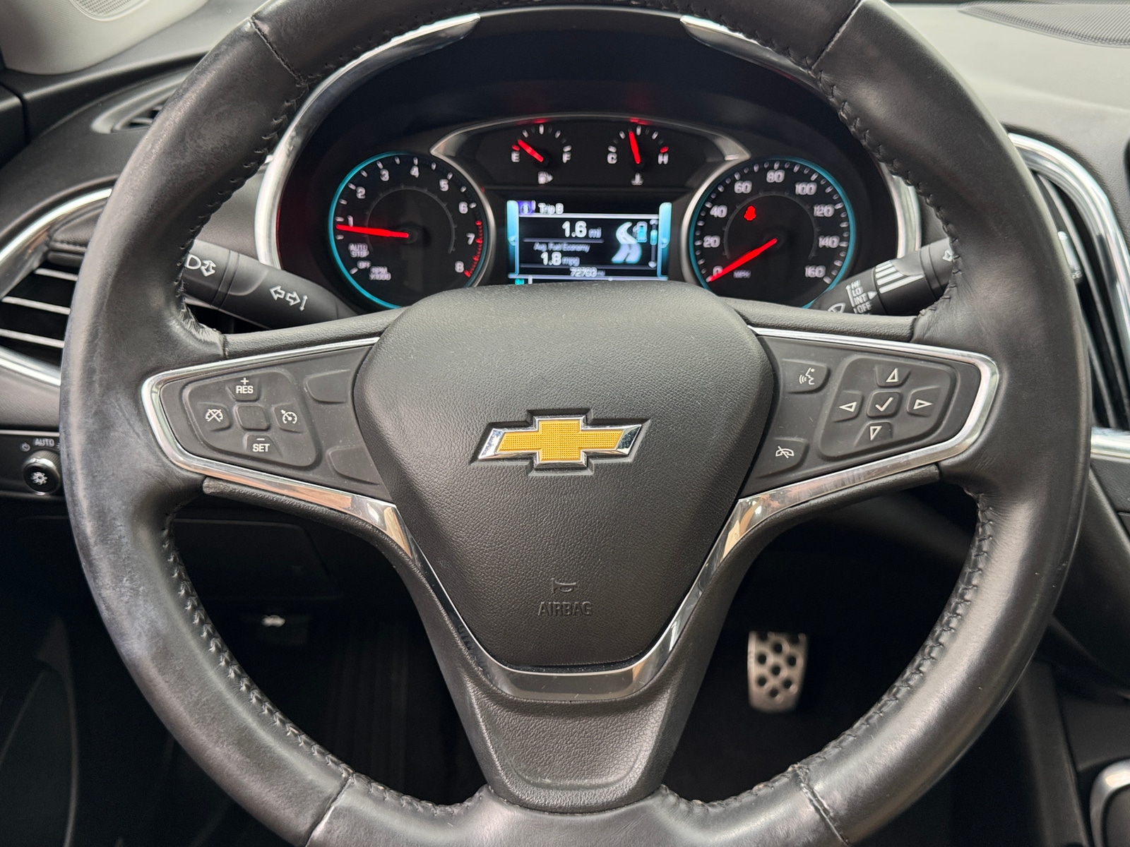 Thumbnail: 2017 Chevrolet Malibu - 4