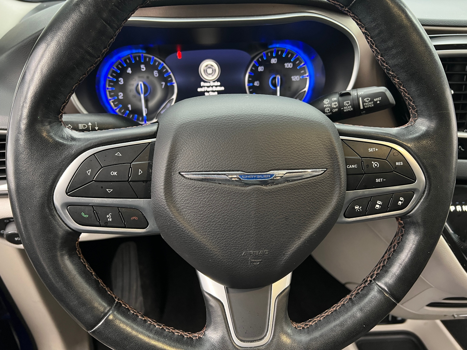 Thumbnail: 2019 Chrysler Pacifica - 4