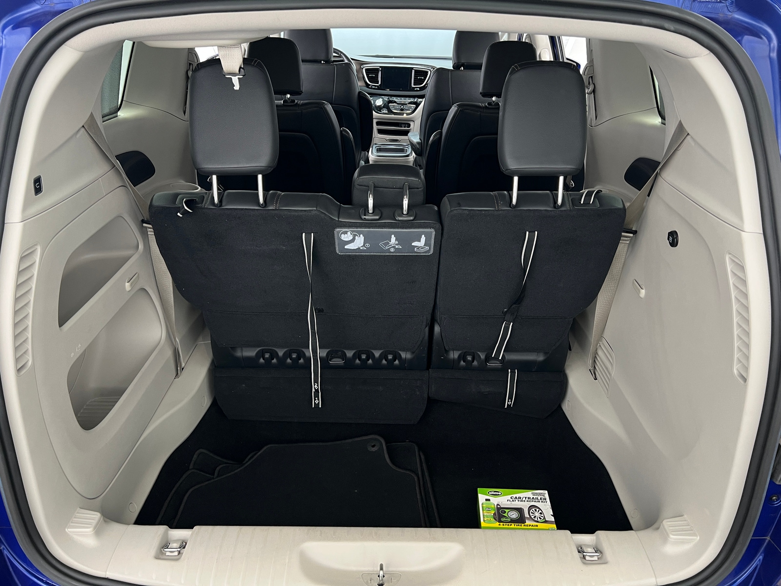 Thumbnail: 2019 Chrysler Pacifica - 6