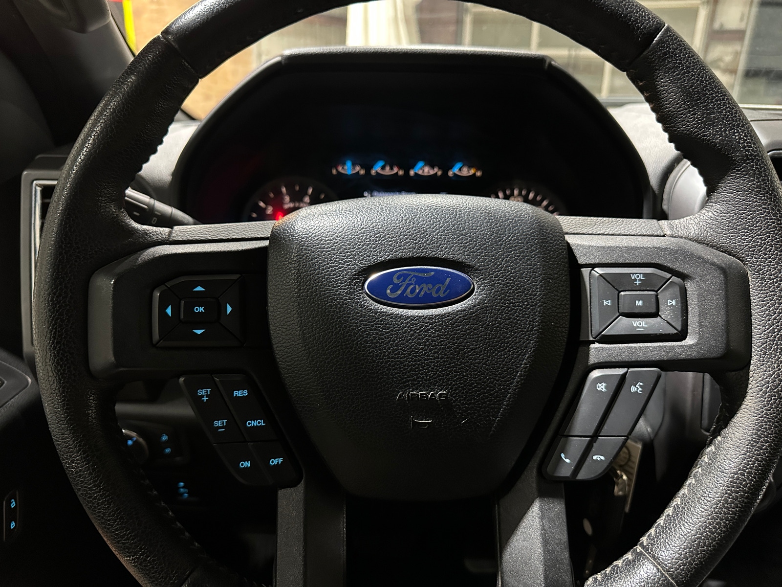 Thumbnail: 2016 Ford Econoline - 4