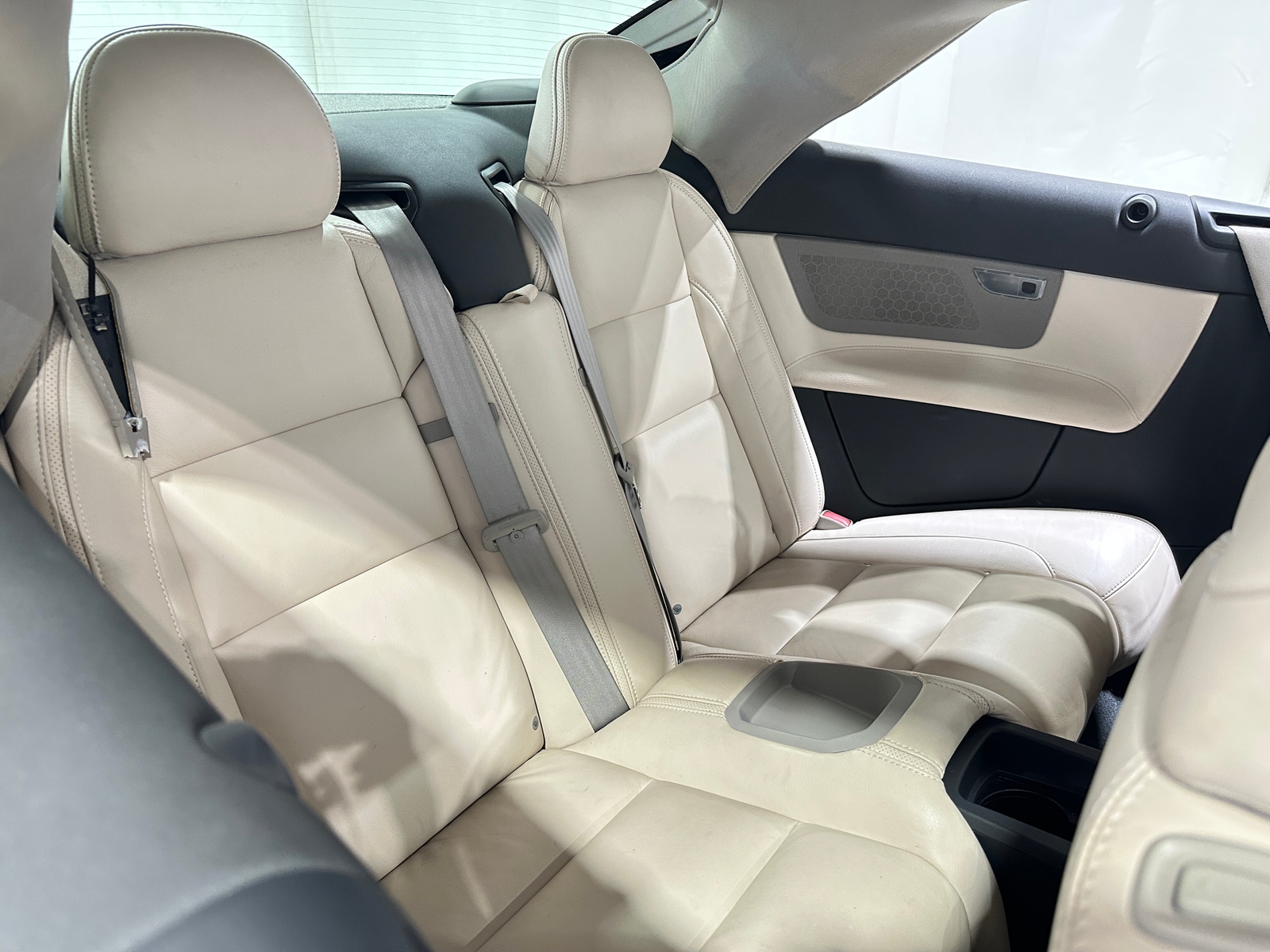 Thumbnail: 2013 Volvo C70 - 5