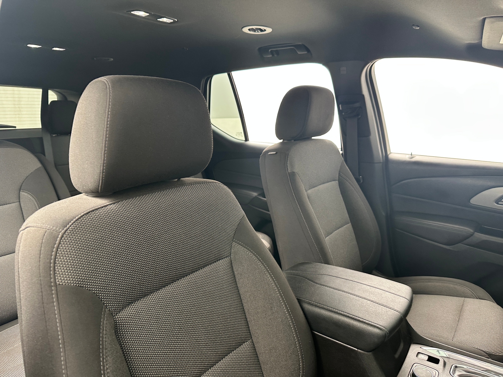 Thumbnail: 2023 Chevrolet Traverse - 2