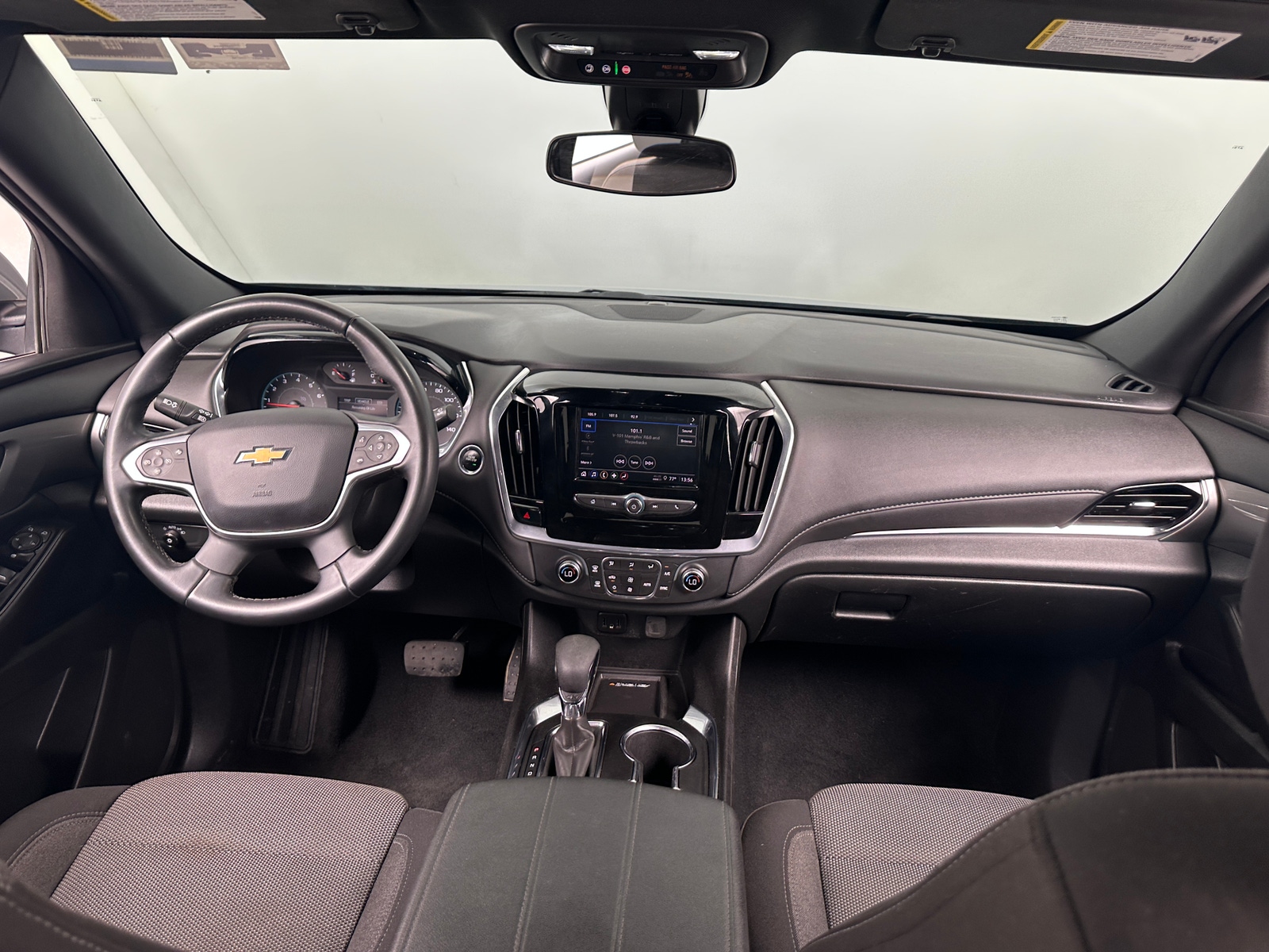 Thumbnail: 2023 Chevrolet Traverse - 3